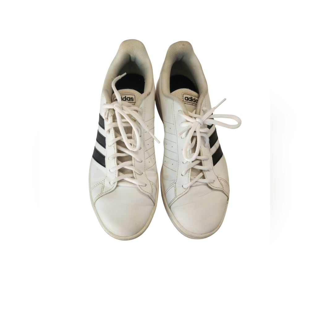 Adidas Men’s White Sneakers w/ Black Stripes Size 8.5. Pre‑Owned, Good Condition - Picture 1 of 4
